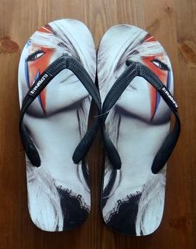 Vend lot de tongs hommes de marque eleven paris a petit prix