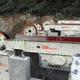 High capacity mining vibrating feeder