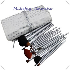 Maquillage pinceau OEM / marque personnalisée jusqu'à brosse ensemble / accepter un log...