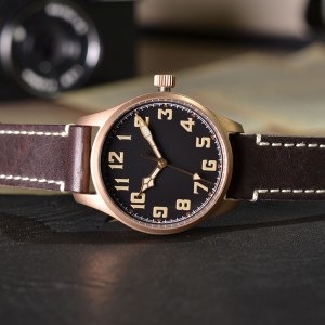 Custom limited edition luxury sapphire CUSN8 bronze c3 Luminous ETA 2824 mechanical aut...