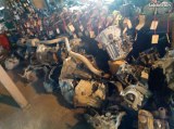 Stock de pièces détachées d'occasion automobile