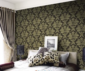 Non-woven wallpaper