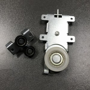 Sliding door roller wheel runners