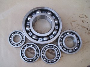 Deep Groove Ball Bearing 6201 zz 2rs
