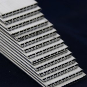 Tube en aluminium de forme d'harmonica