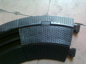 Cable raceway for supply