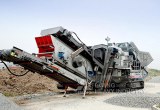 Mining mobile impact crusher