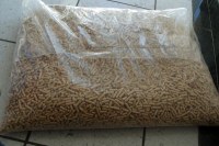 Sacs de 15 kg contenant des granulés de bois de pin (Din plus / EN plus granulés de boi...)