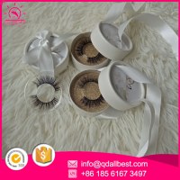 Mink lashes and custom eyelash box