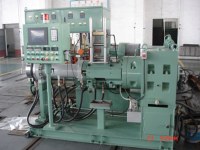 Rubber strainer extruder