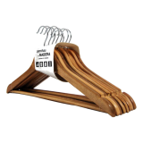 Cintres en bois vernis paquet de 8 unités