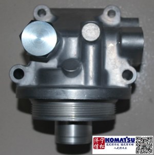 Pelle Komatsu PC450-7 Les pièces de moteur d'alimentation siège de filtre à huile