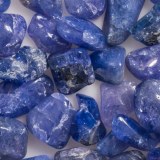 Gemme de tanzanite de haute qualité (bleu-rubis) à vendre