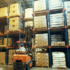 Drive in rack system