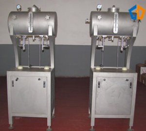 Bottle Filling Machine With Double Heads