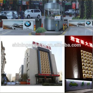 Parking barrier for outdoor advertising projector