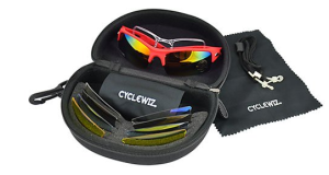 Gants et lunettes pour les cyclistes
