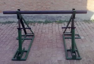 Hydraulic lifting ladder typr cable stand
