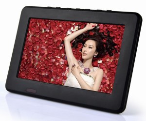 A la télévision Mini USB portable 7 pouces de la télévision analogique et numérique, fe...