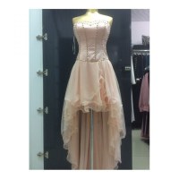 Lot de 435 Robes de soirées, Magnifiques 25 € TTC pièce