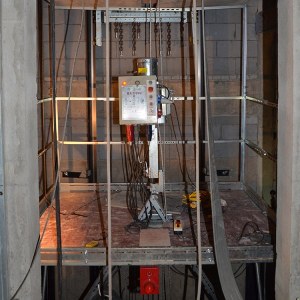 Steel Adjustable Powered Elevator/Lift False Car Kit ( Guided Working Platform For Elev...)