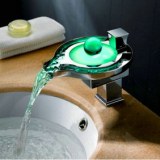 Changement de couleur robinet conduit lavabo cascade salle de bains (conception unique...)