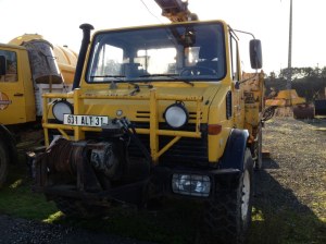 Foreuse et elletarie Sur Mercedes Unimog