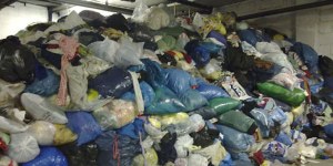 Vetement de seconde main non trié et mix tropical