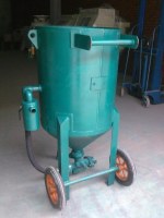 Small Portable Air Controlled Sandblasting Pot