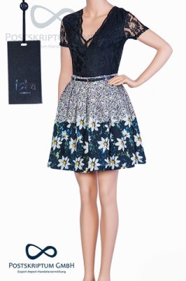 Lot mixte des vêtements pour femme Iska