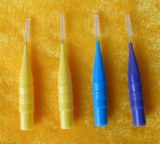 Brosse interdentaire