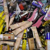 PROMO Lot de maquillage mix de 2 marques - 250 pièces