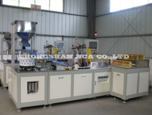NCA1603-35 Spout bag sealing machine