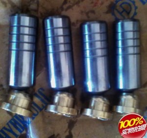 Komatsu Hydraulic Piston Pump PC200-5