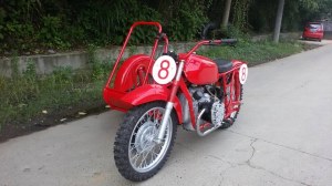 Customized red color 750cc motorcycle