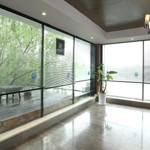 Fabricant de stores motorisés en aluminium