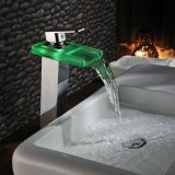 Changement de couleur LED cascade lavabo robinet Chrome T0818HF